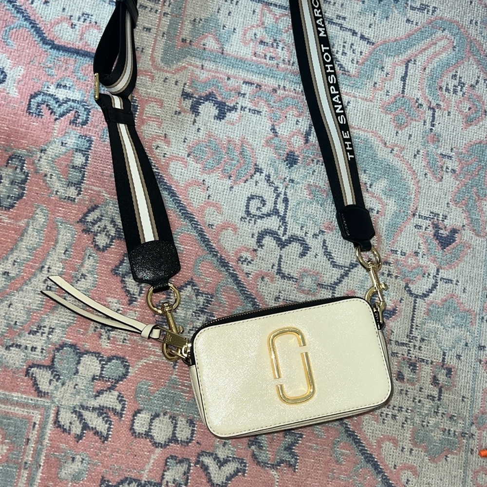 Marc Jacobs Snapshot Crossbody